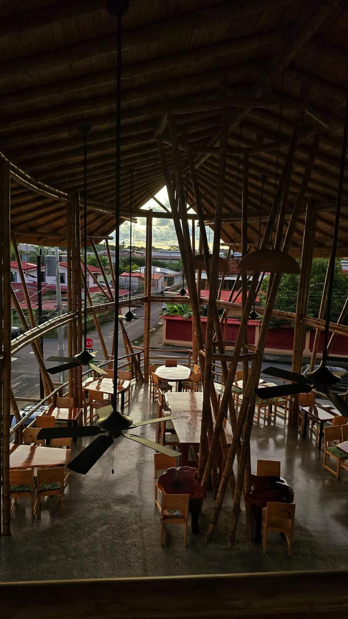 Bonding Coffee Roaster Cafe & Hotel Quepos Exterior foto