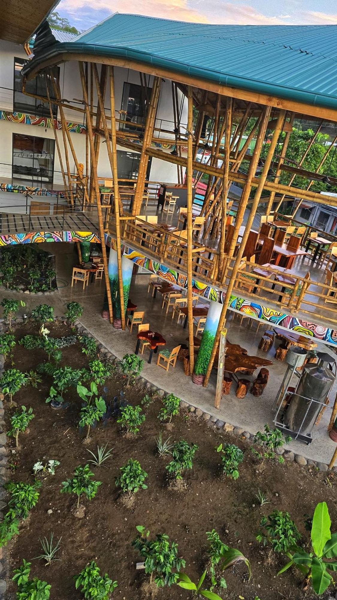 Bonding Coffee Roaster Cafe & Hotel Quepos Exterior foto