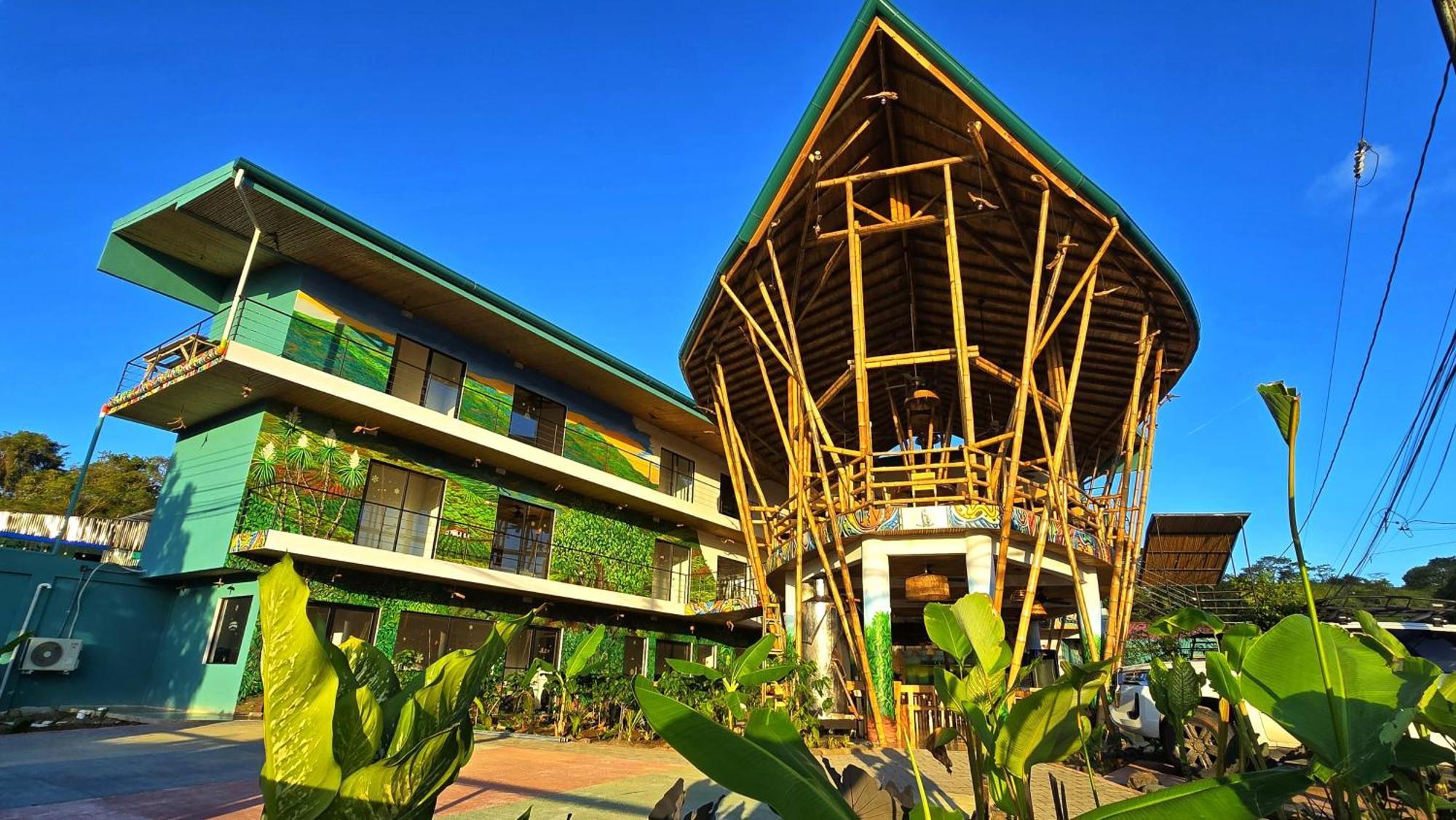 Bonding Coffee Roaster Cafe & Hotel Quepos Exterior foto